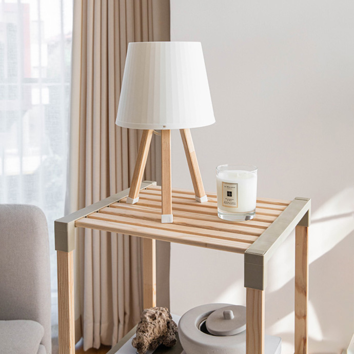 Lumi Table Lamp